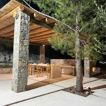 Paphos House Village Otel Agia Marina (Northern Cyprus)